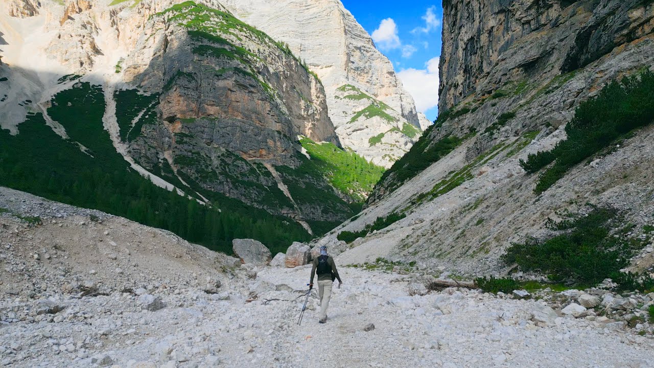 Silent Hiking the Tofane and Val Travenanzes Scenic Loop | Cortina d'Ampezzo, the Dolomites