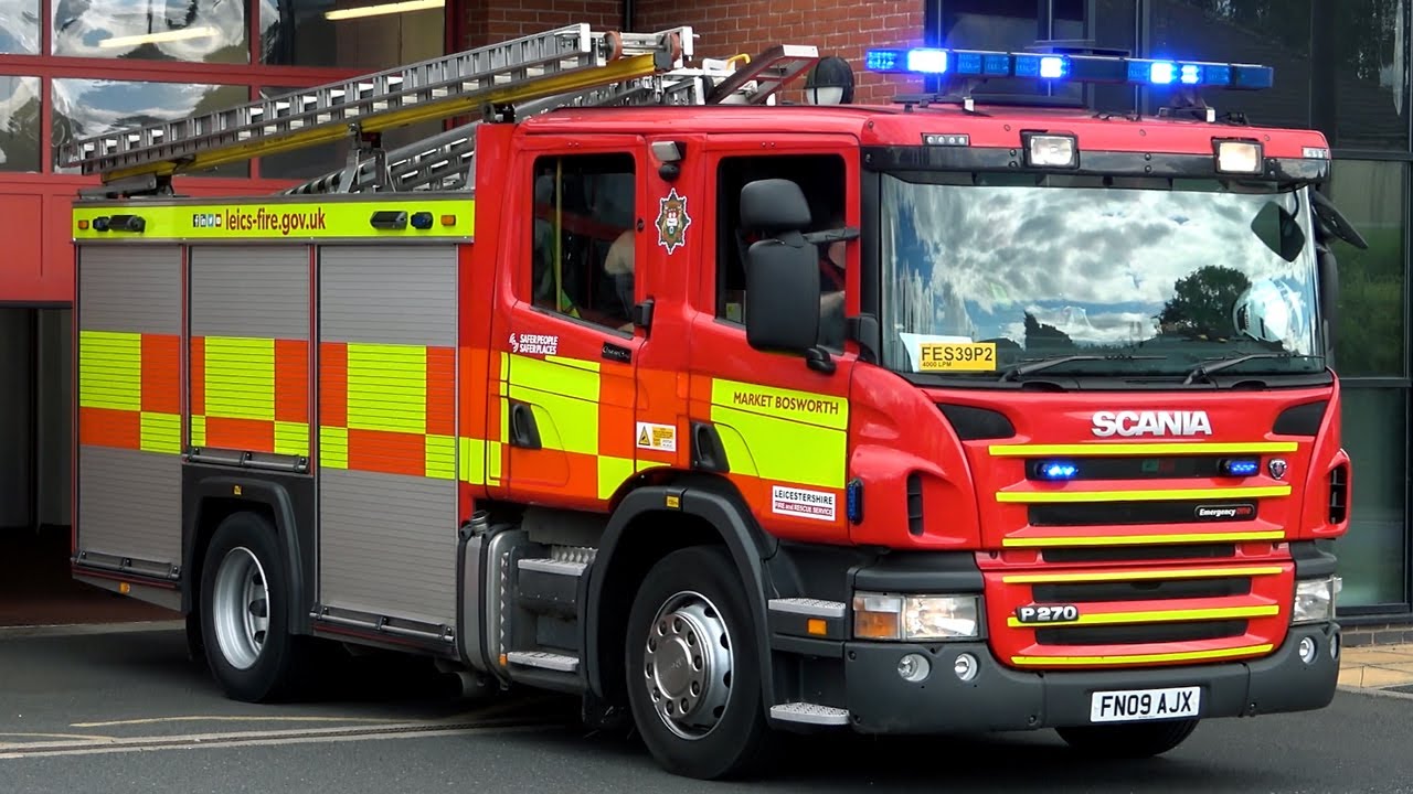 Market Bosworth Retained Fire Engine Turning Out from Coalville Fire Station on Lights and Sirens!