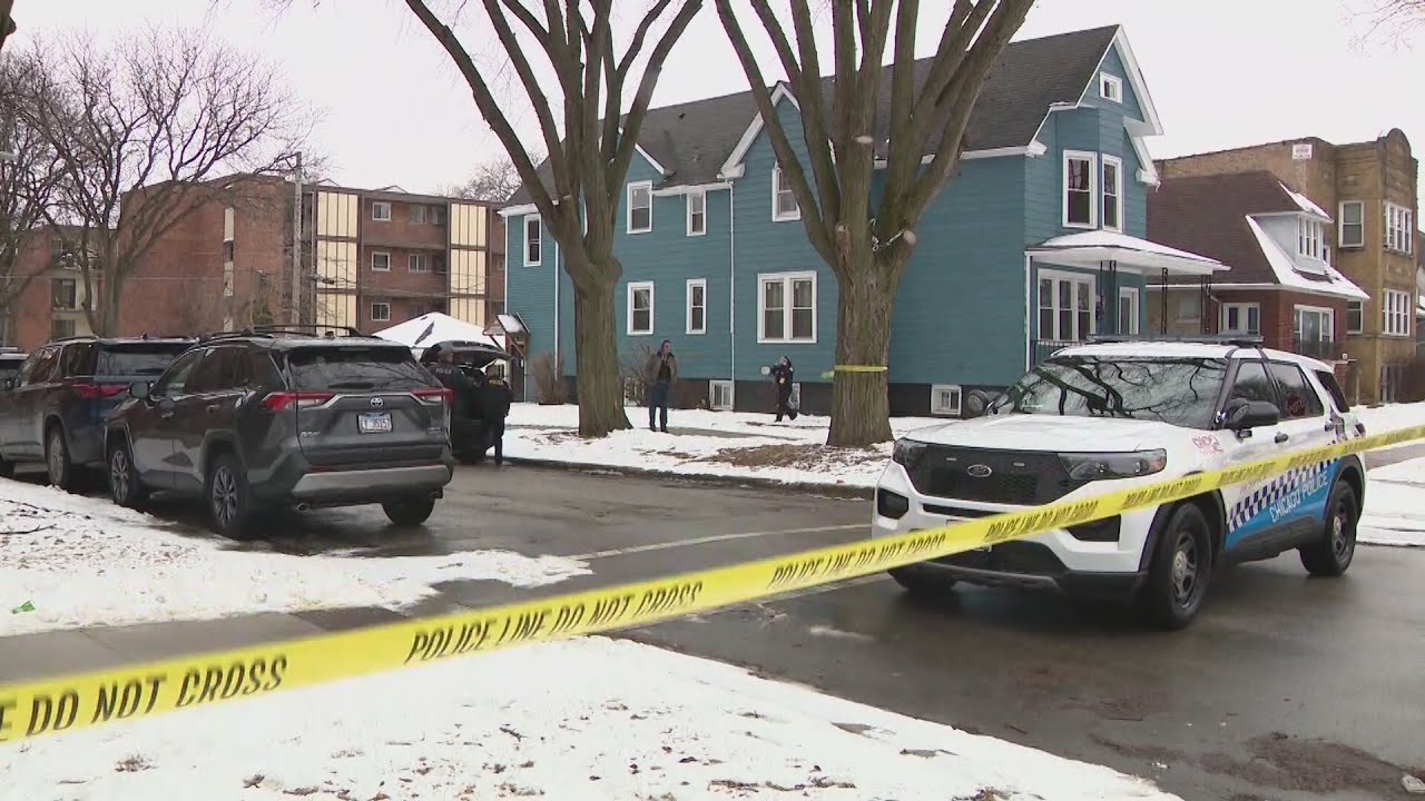 Woman found dead in West Ridge home | WGN News