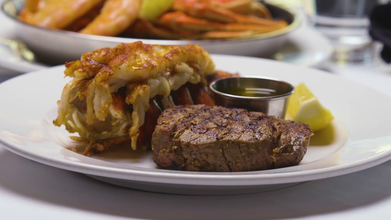 Chicago Oyster House &mdash; Around Chicago &bull; S2 E16