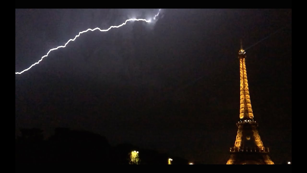 Lightning in Paris