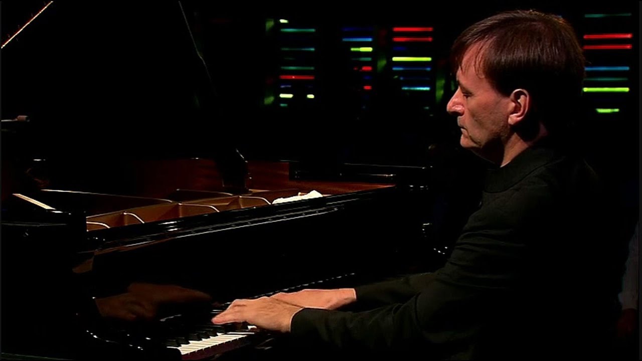 Liszt - Sonata in B Minor - Stephen Hough - Live - 2011