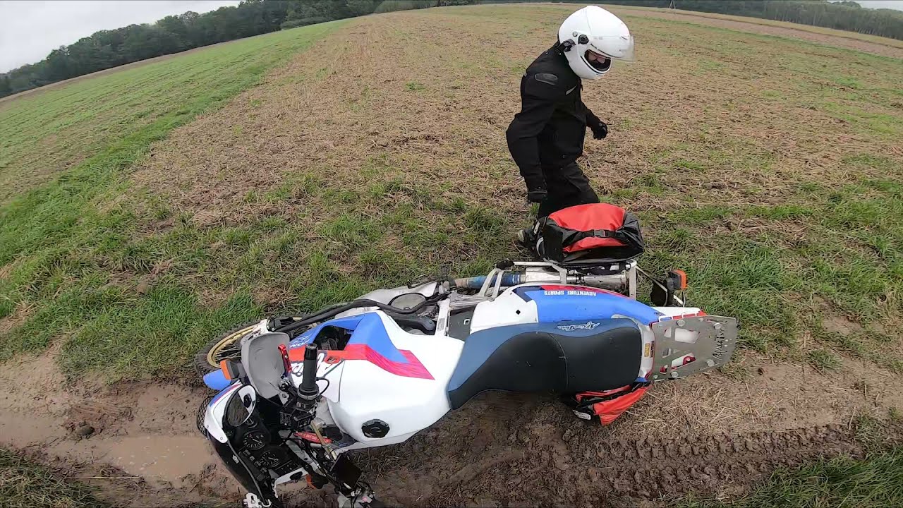 Śladem Wierzb 20.0 Africa Twin RD04