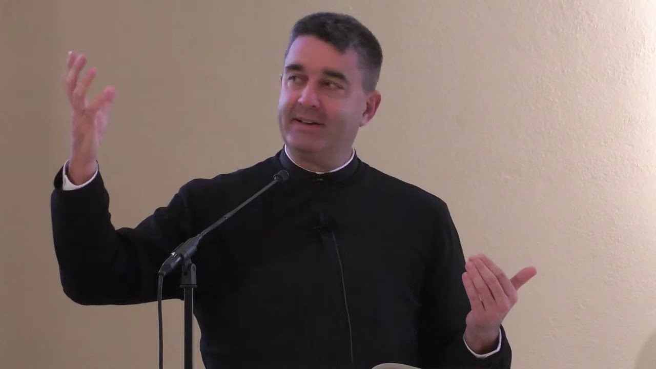 Un prêtre de Jésus-Christ, c'est quoi en fait ? - Don Louis-Hervé