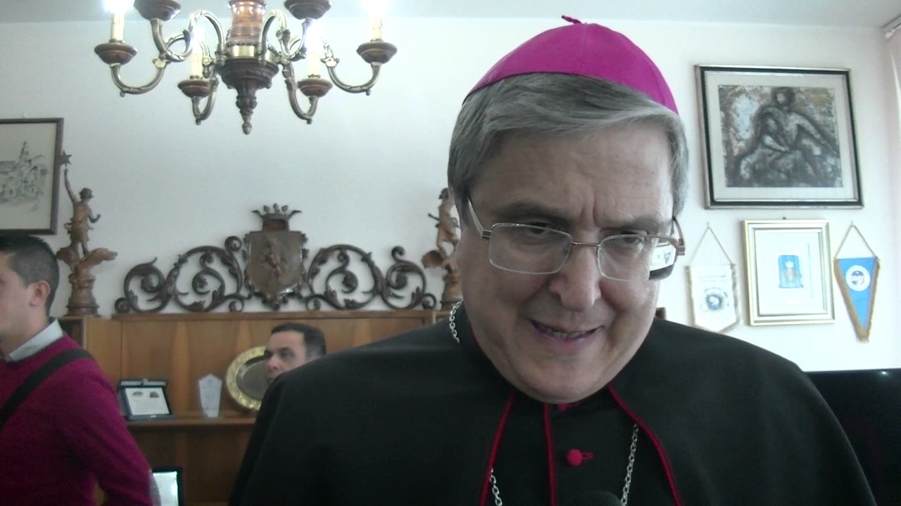 Cittadinanza onorariadi Cassano All'Ionio all'Arcivescovo di Benevento  mons. Andrea  Mugione
