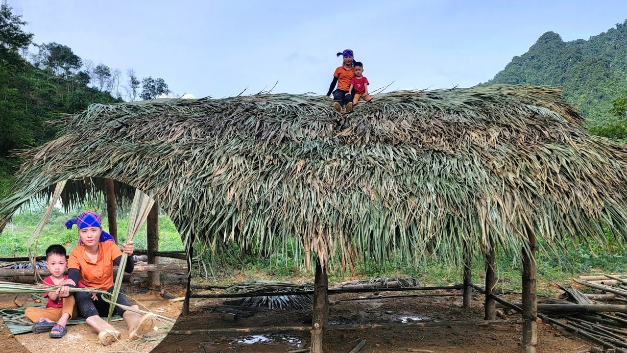 Single mother: built and completed a bamboo house with her son lytieuly