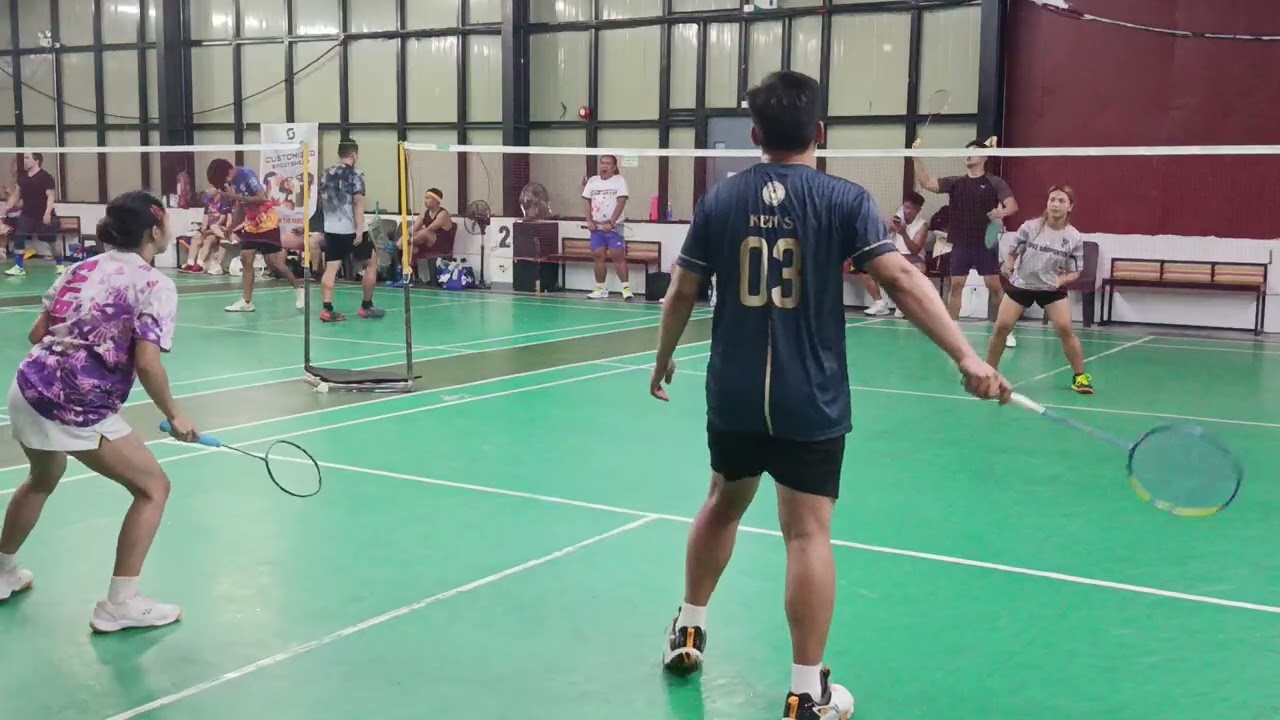 Saturday Fun Night Badminton Doubles Queueing in Sandugo East Side Badminton Court 