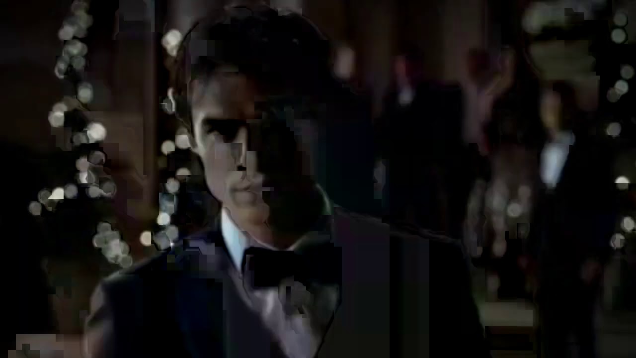 Damon Salvatore || E.T