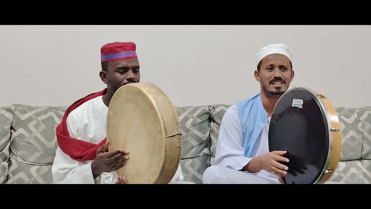 المادح مصطفى ود مبروكه و مدثر عوض الجيد مدحة عظماء الكبائر في المدينه المنوره 