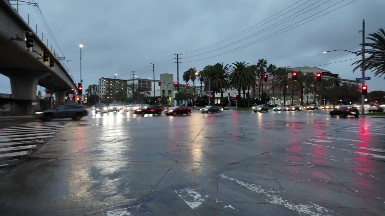 Relaxing Walk on rainy Santa Monica, California ASMR 4K
