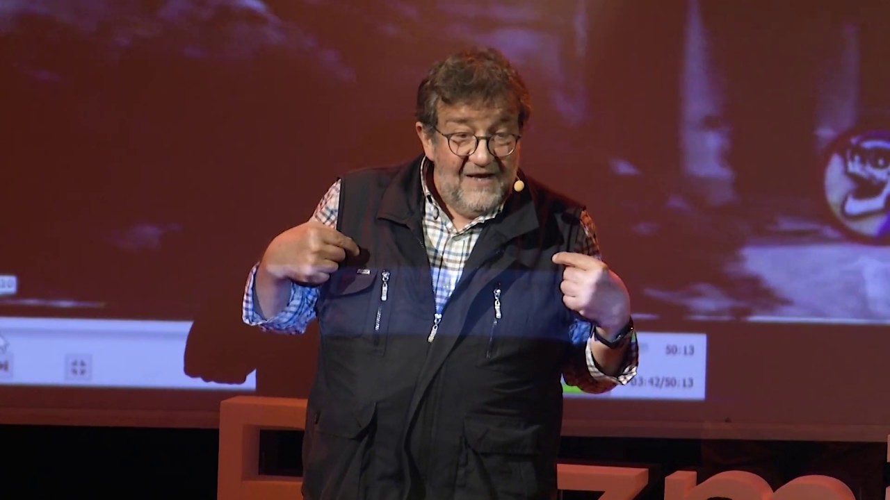 Asansör kör topaldı ama beni arzuladığım yere getirdi. | Coşkun Aral | TEDxBezmialemUniversity