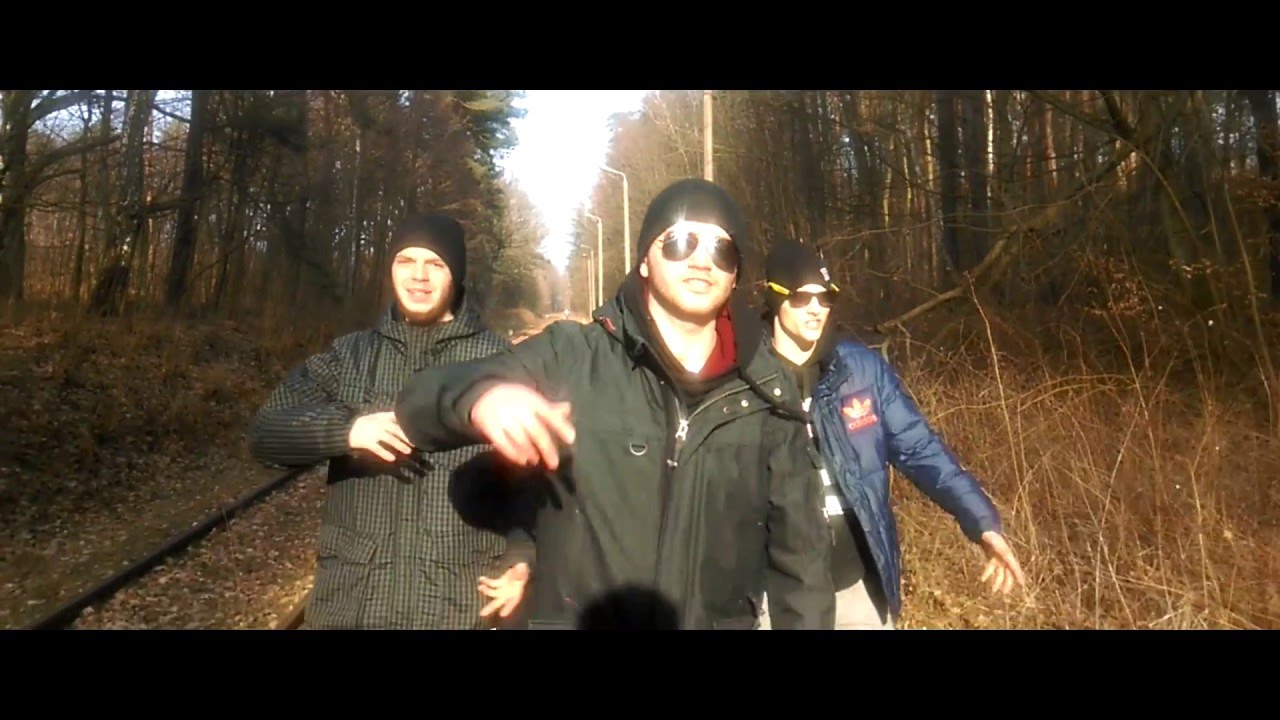 KMR - Świat przecięty na pół  #OFICJALNY KLIP# prod. Roni