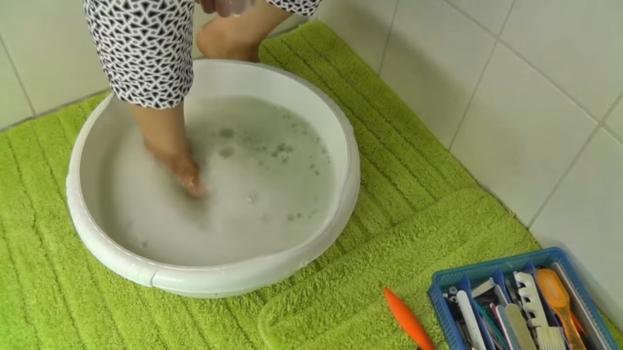كيف تعتني برجليك للحصول على قدمين جد رطبة ورجلين ناصعة البياض👌👌