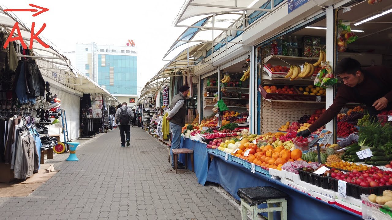 Long Walk in Khabarovsk, Russia, Lenina Square, Central Market, Gaidara Park, City Hall, 4K
