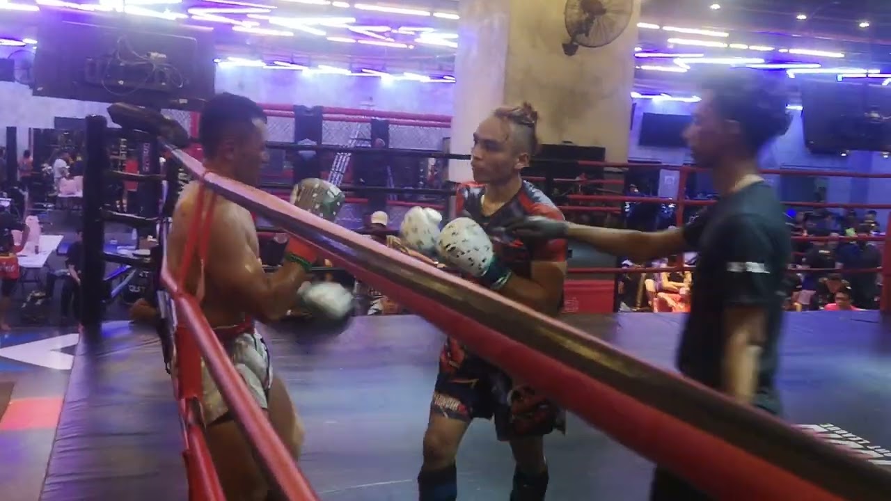 Ultimate Beatdown42:Kickboxing (Low Wei Kang  vs  Sasz)