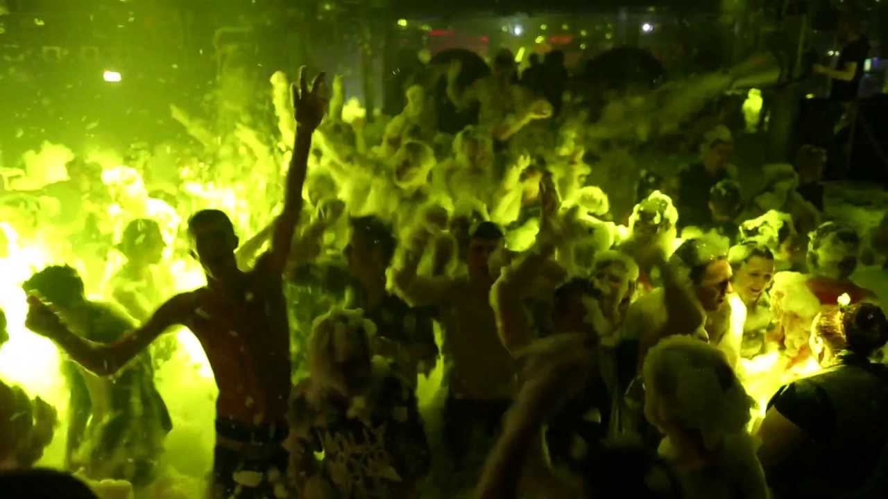 Hollywood Rotterdam: Mega Schuimparty Aftermovie 31.05.2013