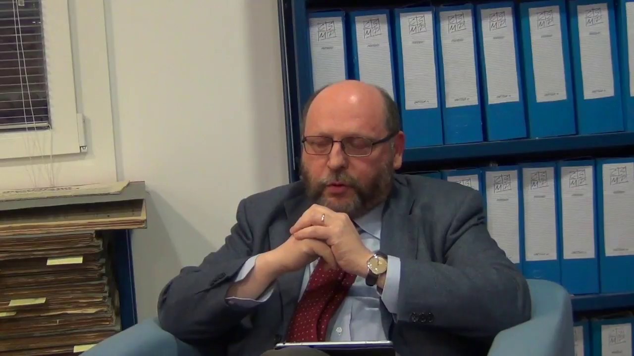 Rovesciare la piramide: incontro con Vladimiro Giacché sull'economica della Rivoluzione russa