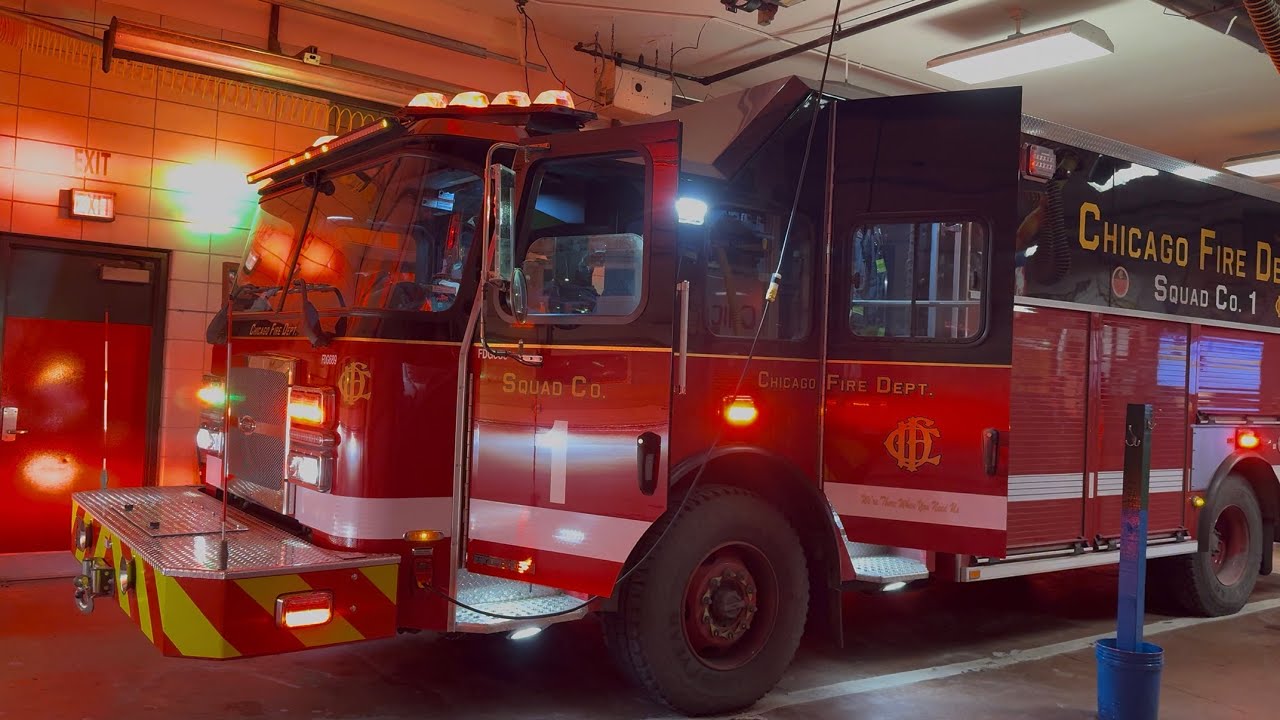 Chicago fire dept Engine 42 Truck 3 Squad 1 *BRAND NEW* 2-7-1 