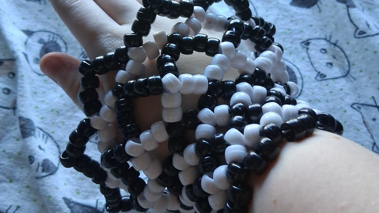 KatsKandiXD's Jester Cuff Tutorial!   🟠 MEDIUM DIFFICULTY 🟠