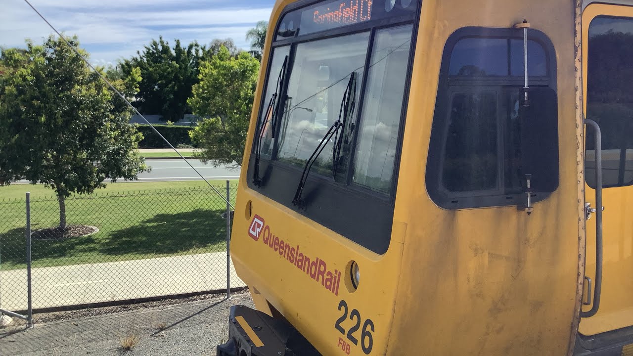 QR SMU 226/240 Kippa ring to Petrie. (Springfield Central Service)