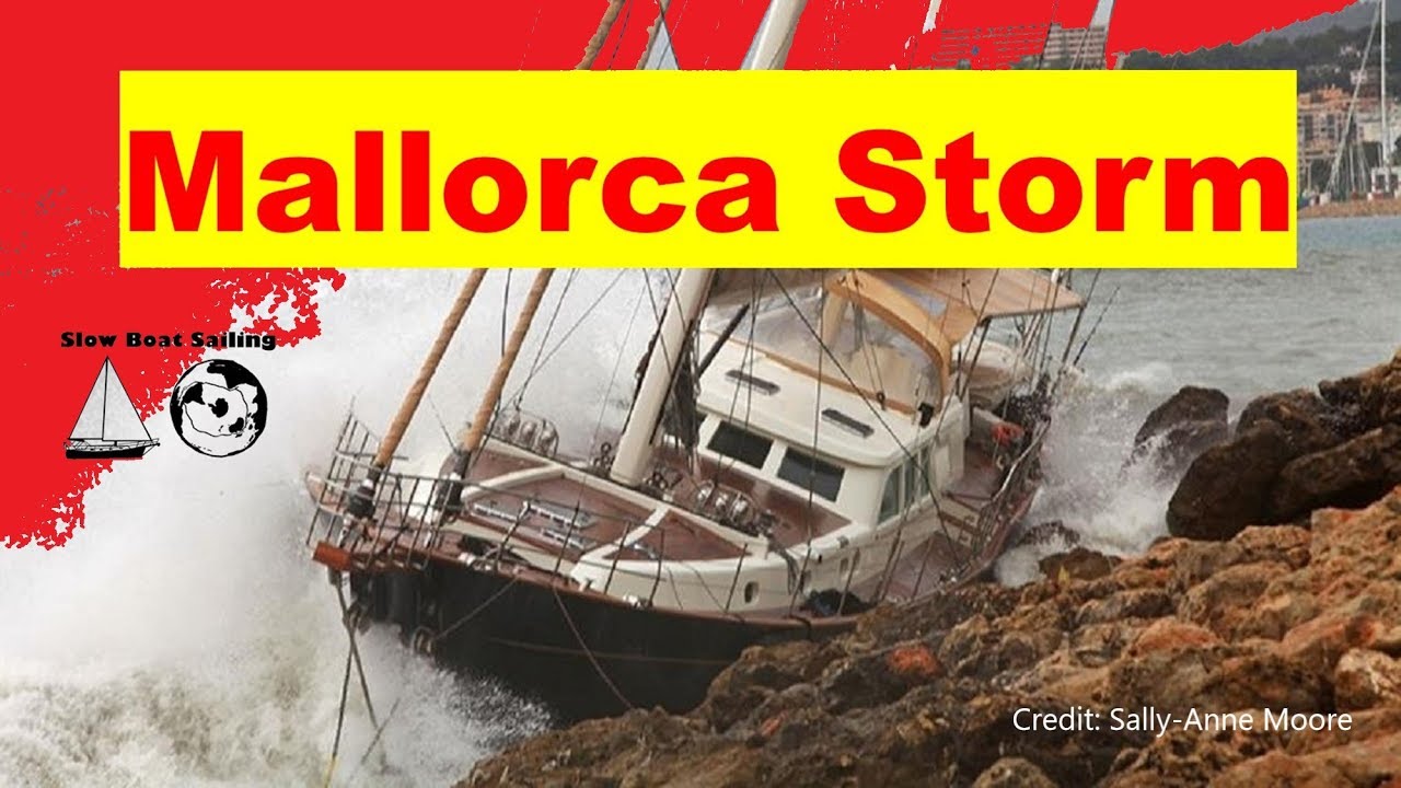 Yacht wrecked in Mallorca, Sila Sibri sailboat hits the beach in Palma, Spain