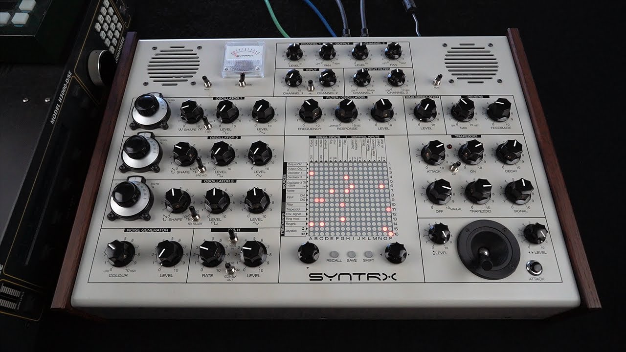 Sound design with SYNTRX and external effects