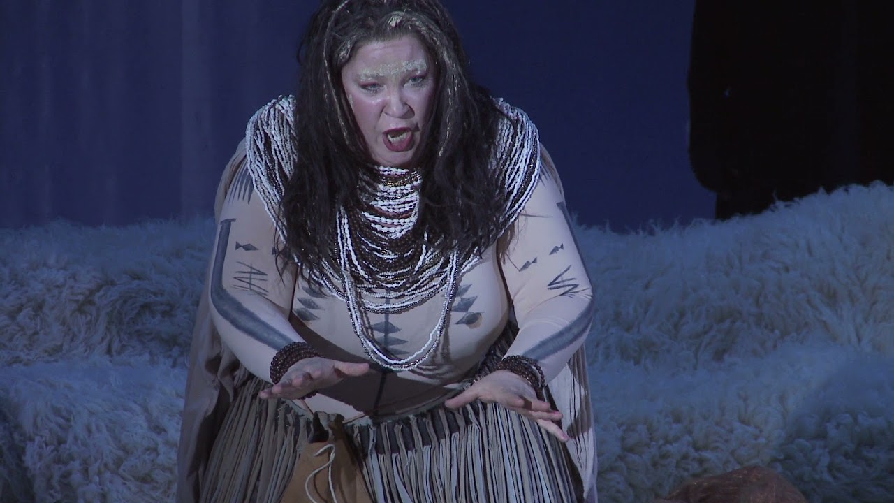 Das Rheingold – Auftritt Erda (Helena Köhne)