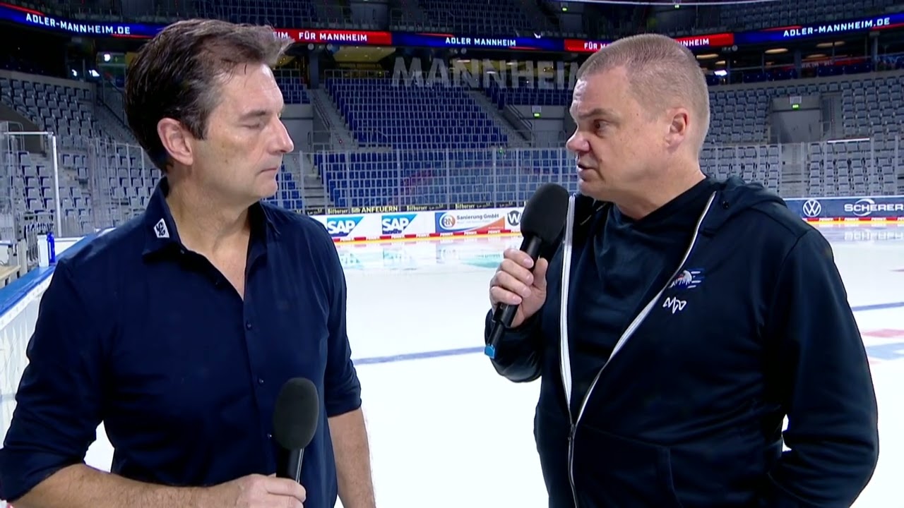 Coaches Corner vor dem Spiel gegen die Straubing Tigers I 01.03.2026