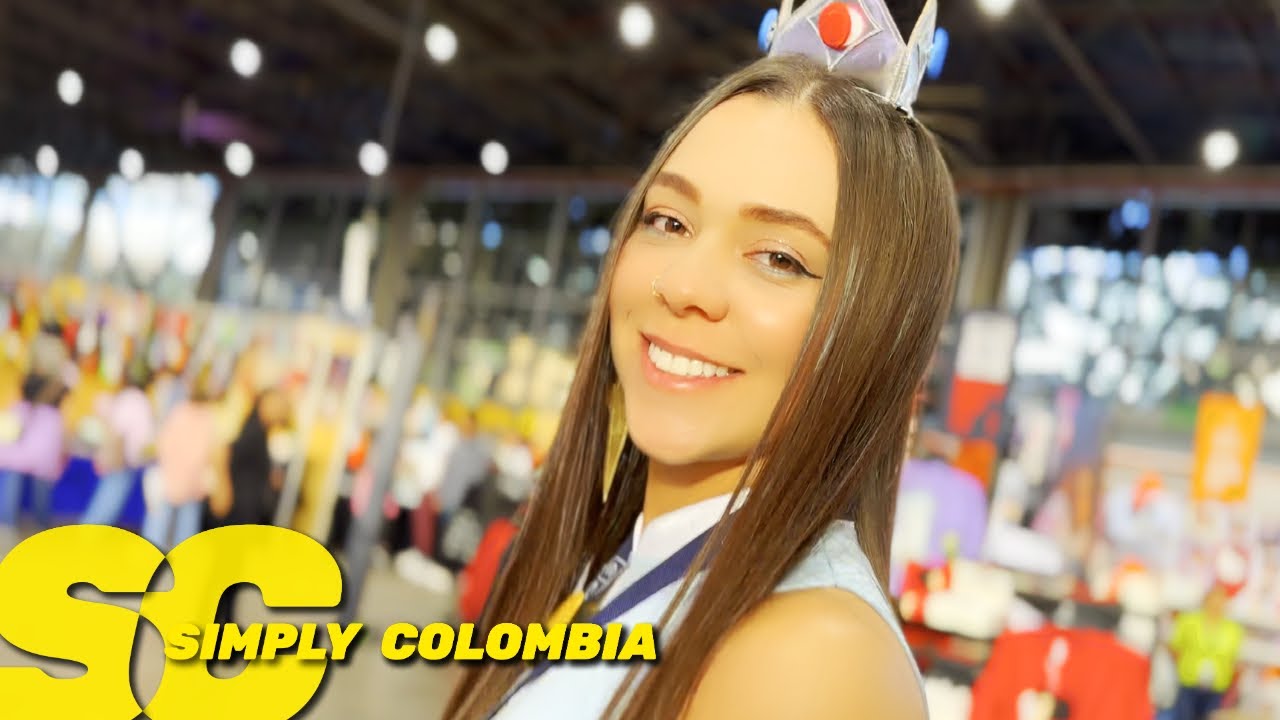 COMIC CON & COLOMBIAN GIRLS IN MEDELLIN 2023 4K !!