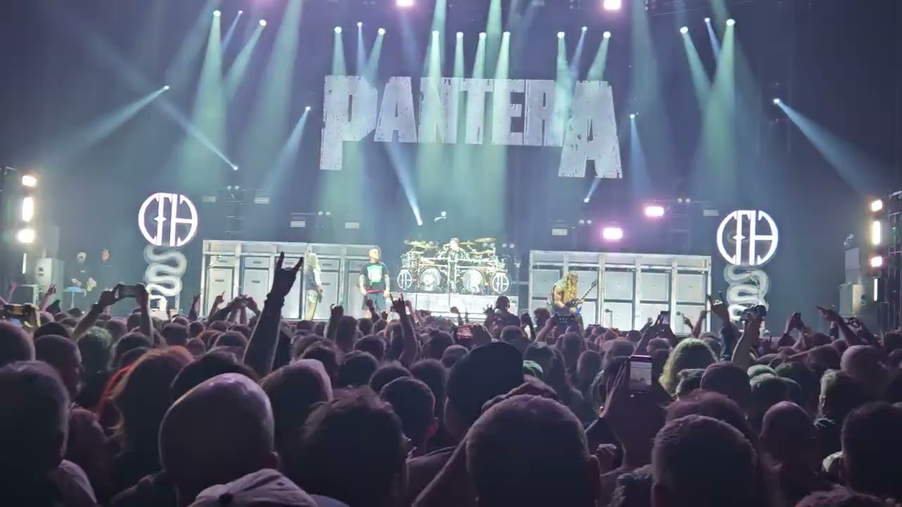 Pantera Leeds 19th Feb 2025 A New Level/Mouth For War