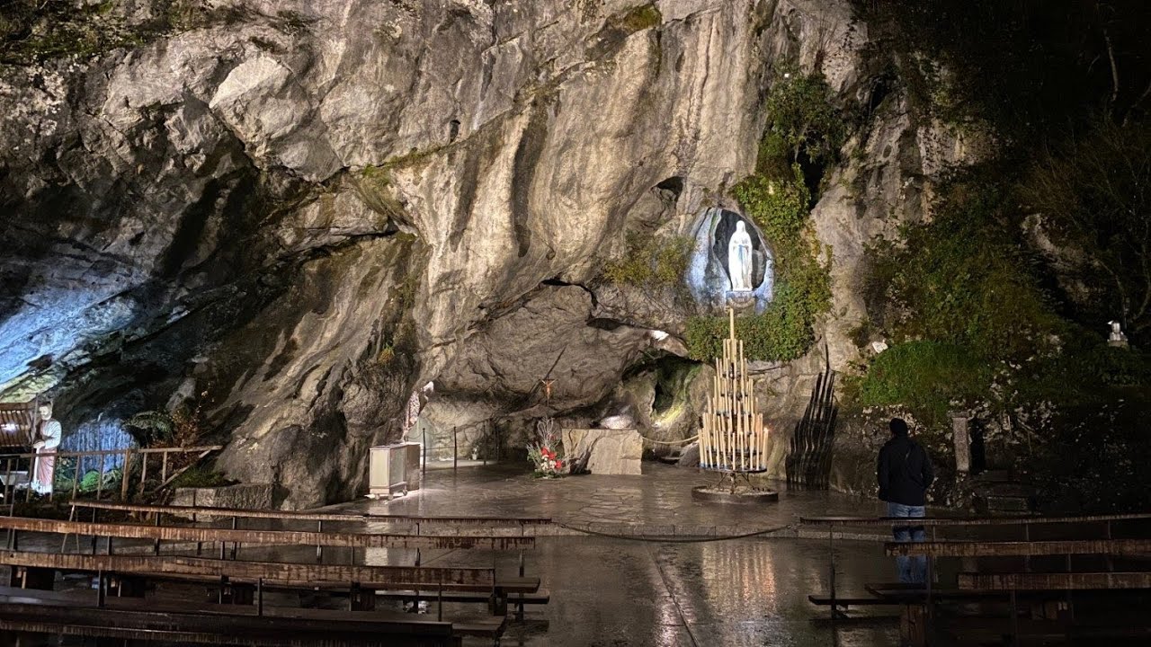TV Lourdes - Le Sanctuaire de Lourdes en direct.