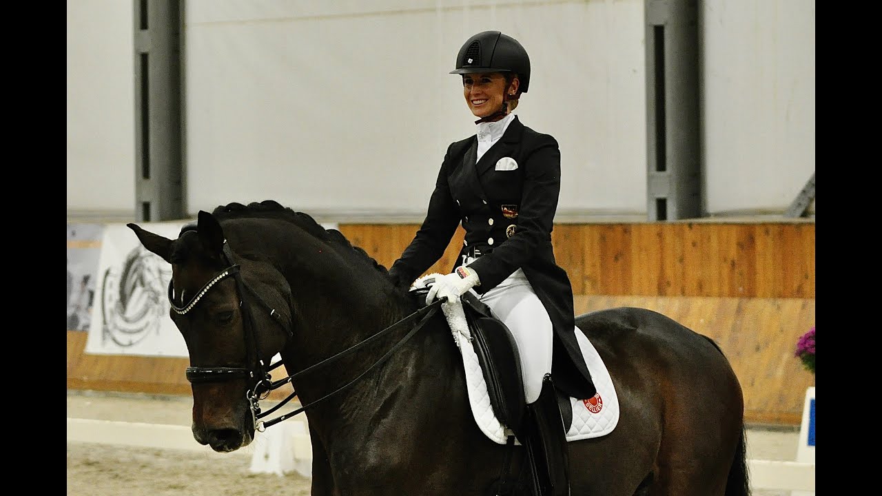 Jessica Von Bredow-Werndl FERDINAND BB World Cup Zakrzów 2021
