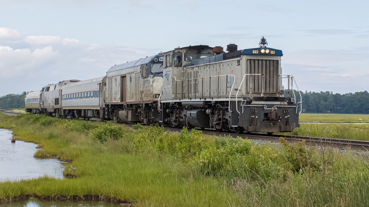 FAST Amtrak MP15 Switcher Takes a Spin on the Downeaster Route!