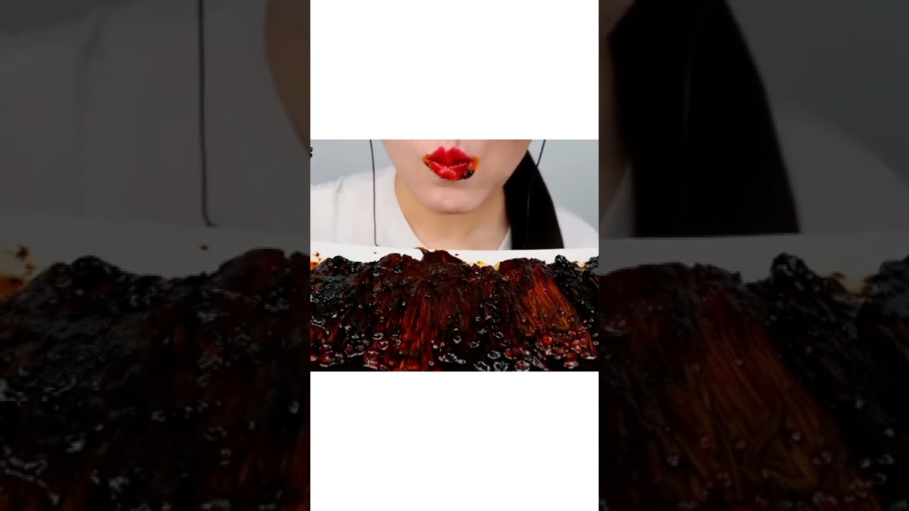 ASMR Black bean spicy enoki mushrooms 🍄#shorts #mukbang #asmr #eatingshow