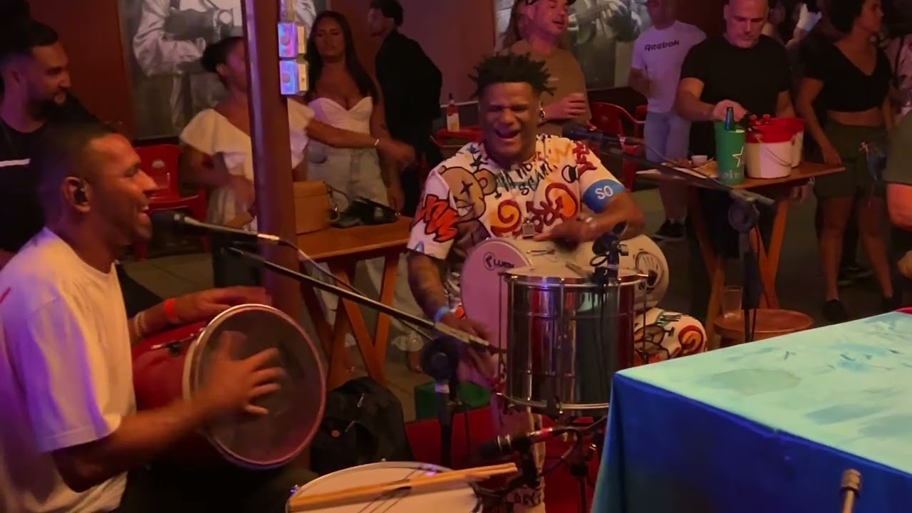 Nene Brown tirando aquela onda
