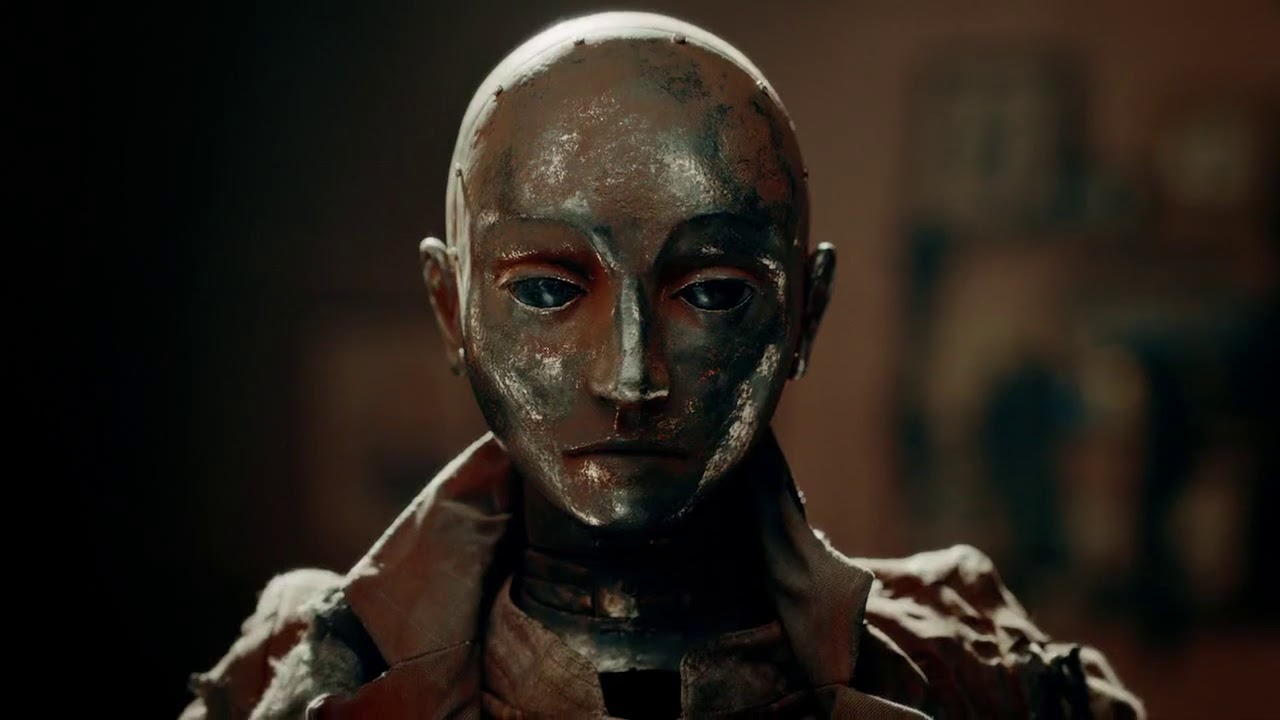 Hugo (2011) - An automaton