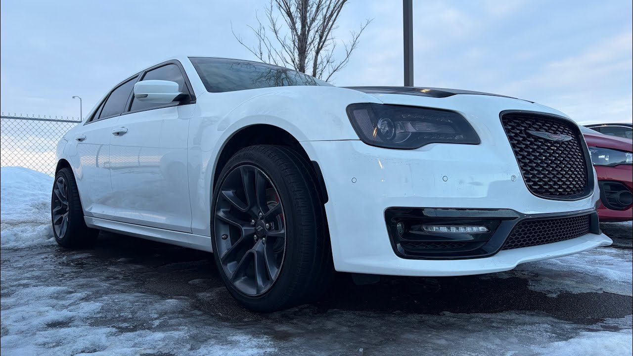 2021 Chrysler 300s