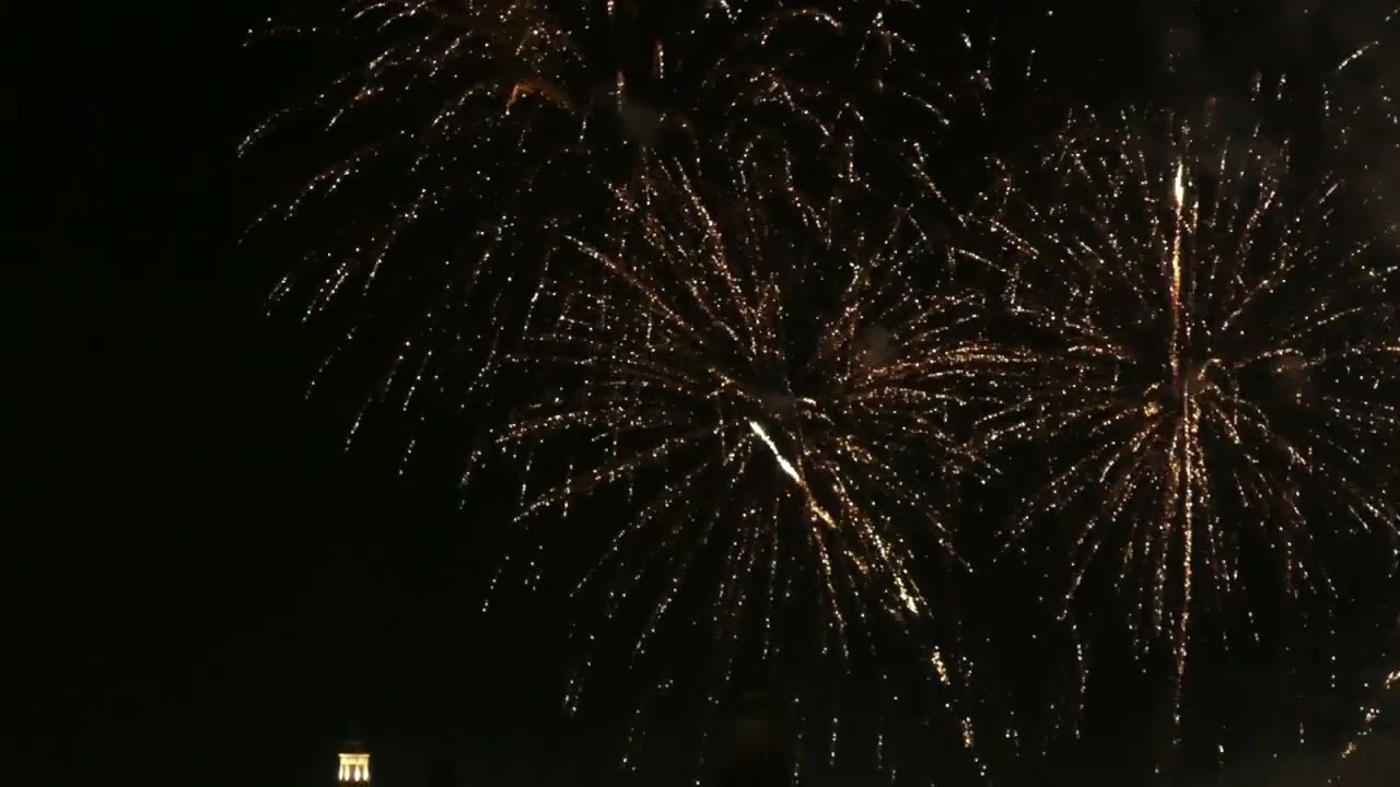 Fuochi di Sant’Agata 2026 a Catania 🎆 Uno spettacolo di luce e devozione