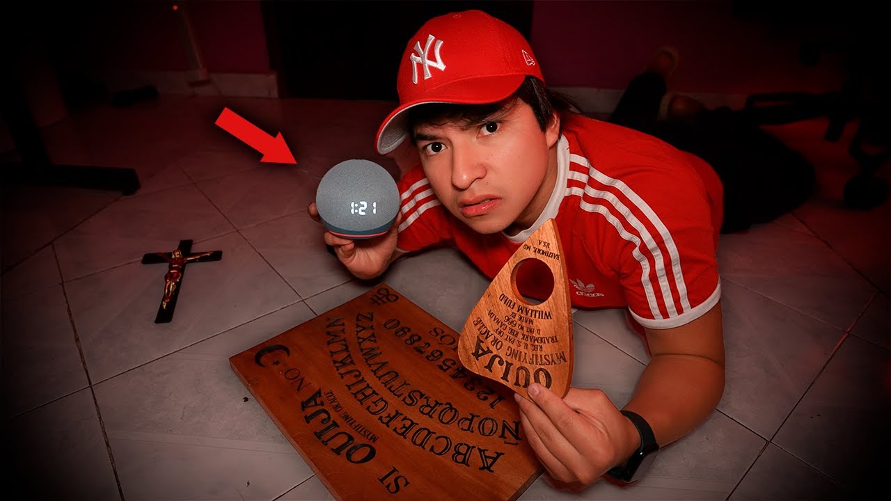 JUGUE A LA OUIJA CON ALEXA
