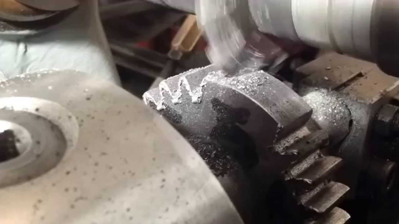 Milling a 10DP 27 tooth gear.
