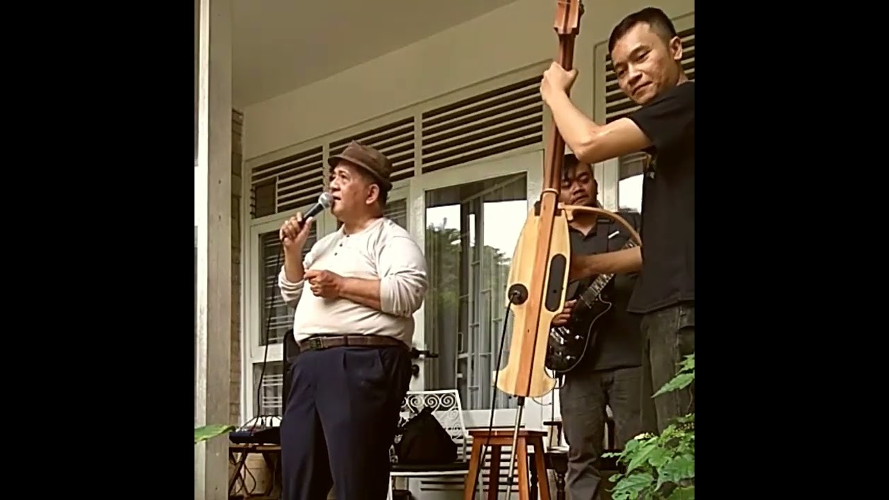 Harry De Fretes live with Arfan Gates and Ringga Hardika at Book Launch 