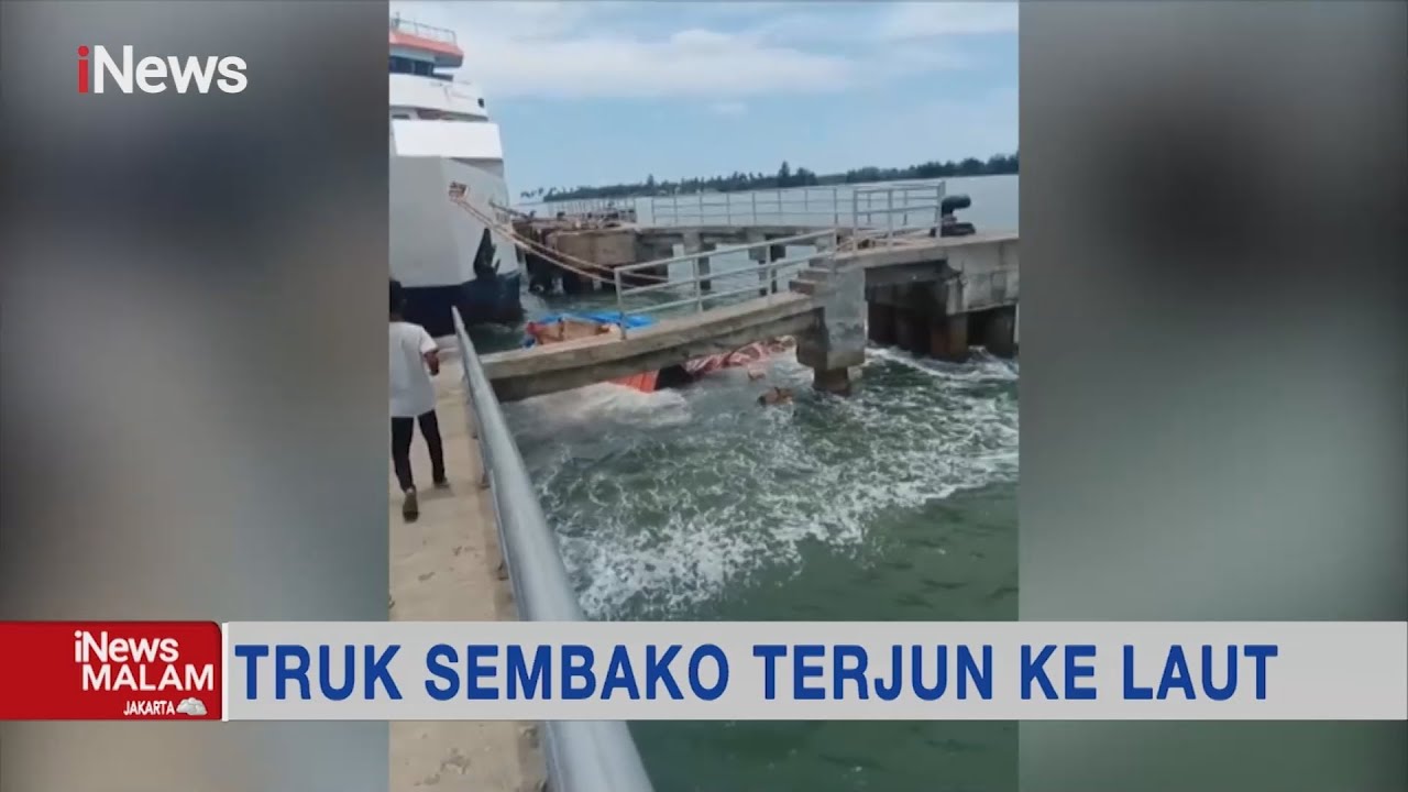 Truk Pengangkut Sembako Terjun ke Laut di Aceh #iNewsMalam 06/04