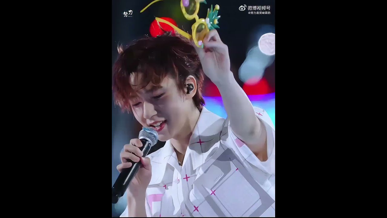 [FANCAM]  时代少年团 贺峻霖 【夏天】 