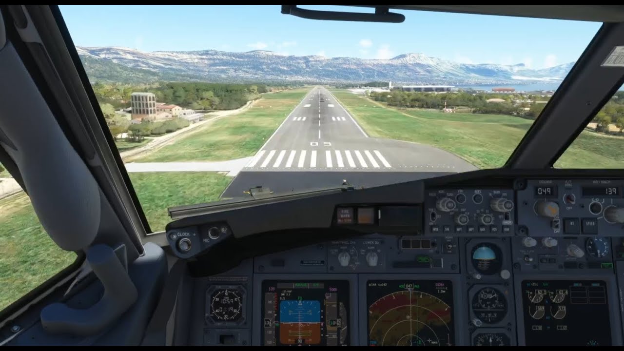 MFS2020 - PMDG 737-800 - ILS Runway 05, Split LDSP