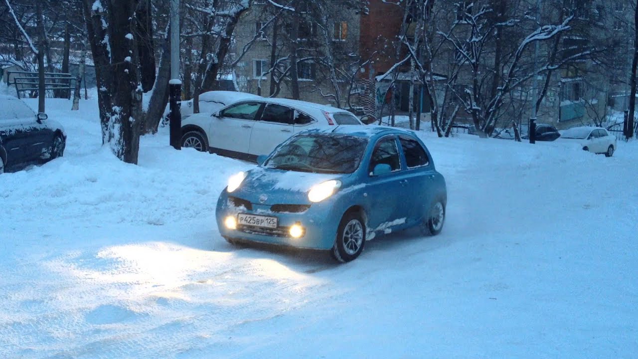 Nissan March e4wd