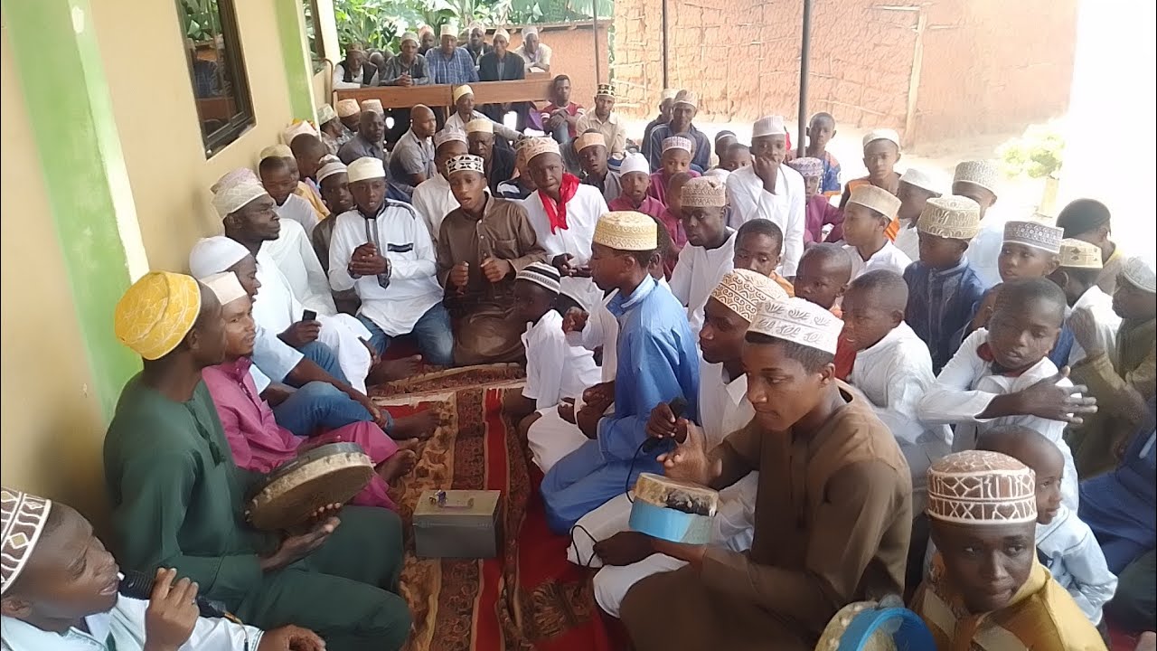 LIVE DUA PAMOJA NA MAULIDY NYUMBANI  KWA SHEKHE IMAMU HANDEI