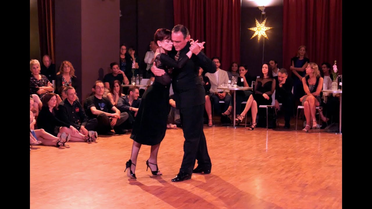 TANGO -ESTEBAN MORENO  CLAUDIA CODEGA