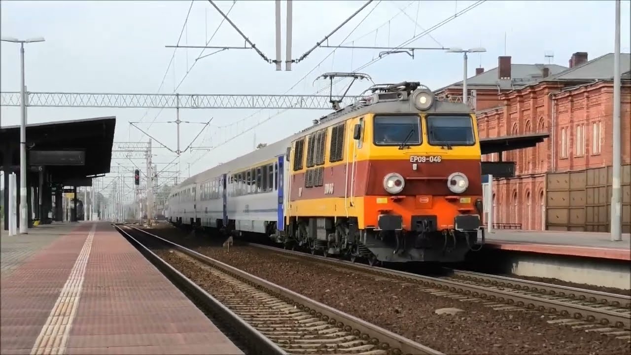 Pociągi w Brzegu Jesień 2022r.