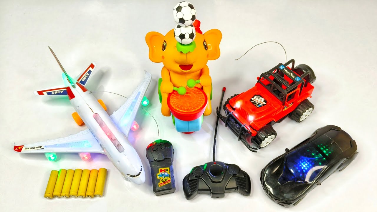 Unboxing RC BMW Lighting Car and RC Jeep and Lighting A380 Airplane and Elephant Cute Musician 