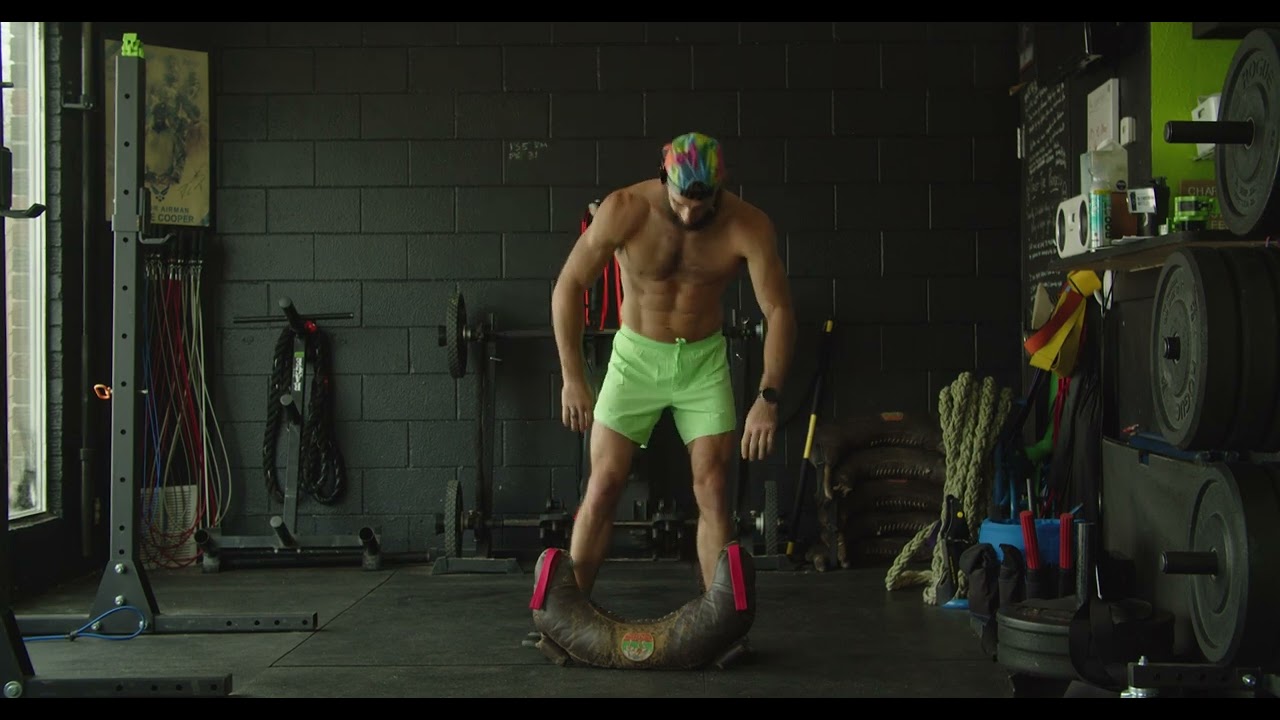 Exercise Technique: Bulgarian Bag Swing Squat